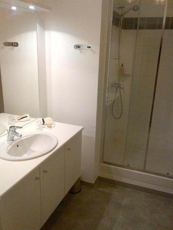 Tulip Inn Lille Grand Stade Residence Prochainement Twenty Business Flats Villeneuve-d'Ascq Quarto foto